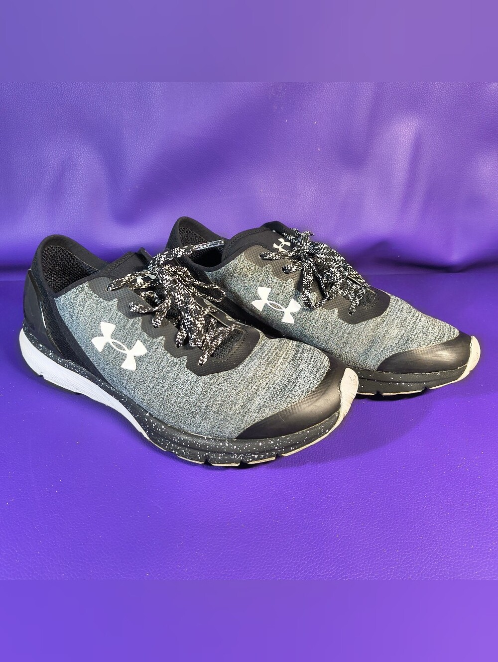 Women's Under Armour Charged Escape Shoes sz 11